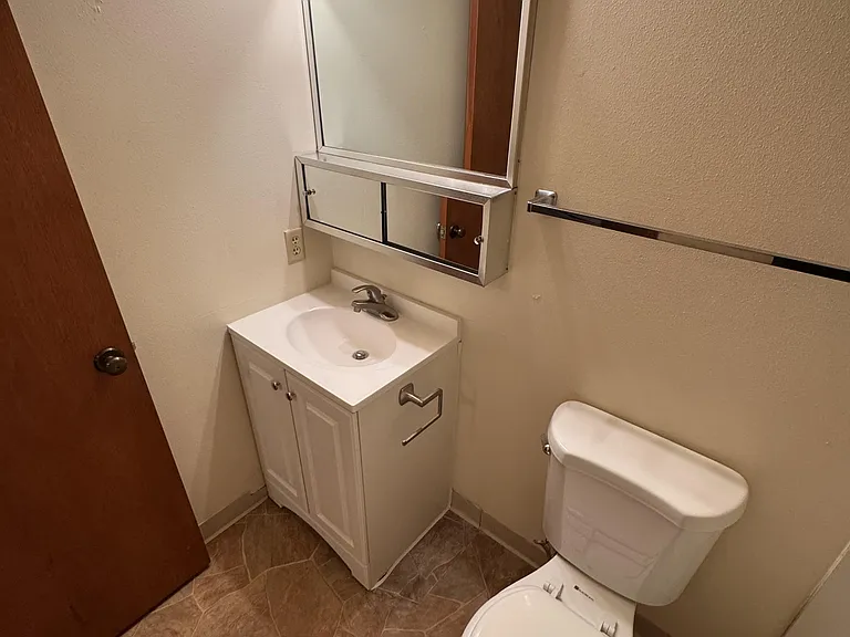 610 Femrite Dr — Photo 12