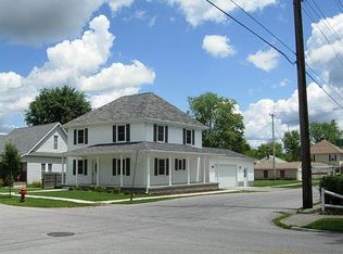 530 R St, Bedford, IN 47421