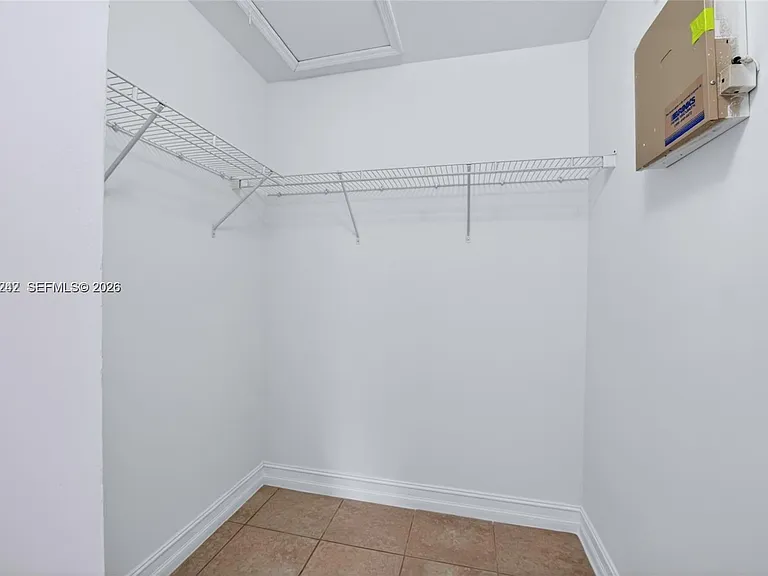 2721 SE 12th Pl #206 — Photo 11
