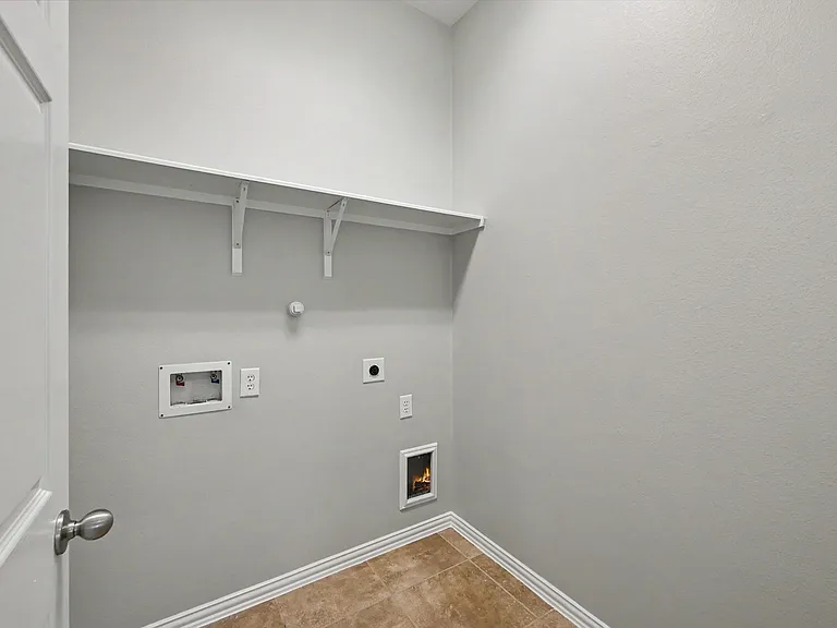 79 Chipwyck Way — Photo 8