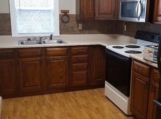 736 University Ave, Dubuque, IA 52001