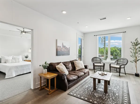 1041 E Trinity Ln APT 206, Nashville, TN 37216