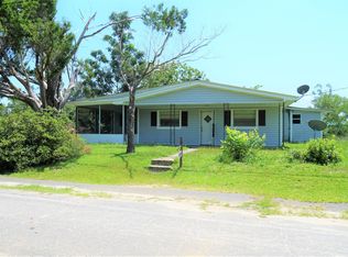 1769 Alabama St, Alford, FL 32420