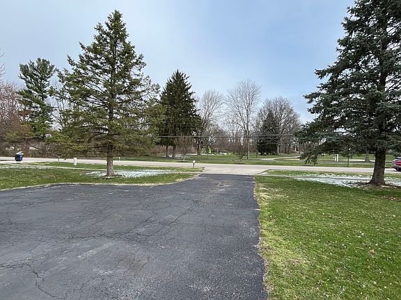 5th image of 3117 Martin Rd