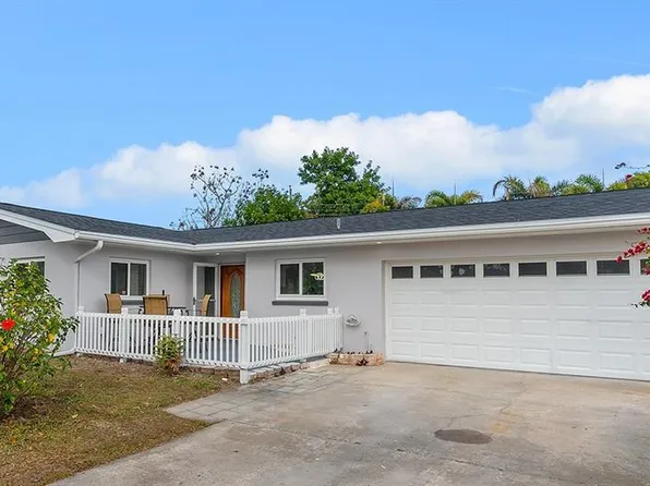 1324 Chesterfield Dr, Clearwater, FL 33756