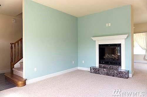 3rd image of 2751 Fairview Ct