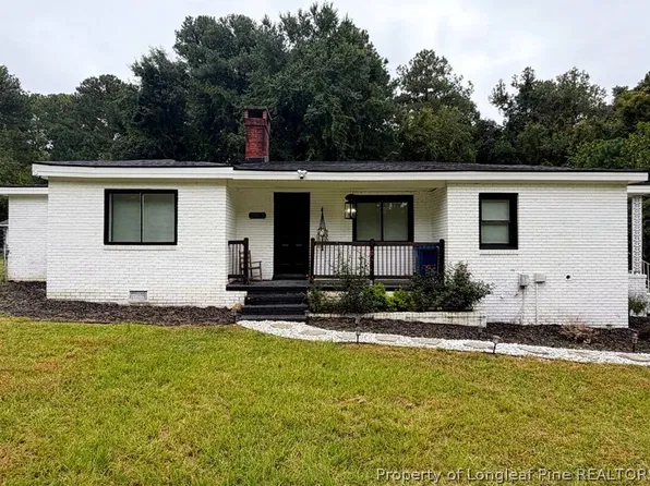 2367 Zollie Jones Rd, Fayetteville, NC 28303