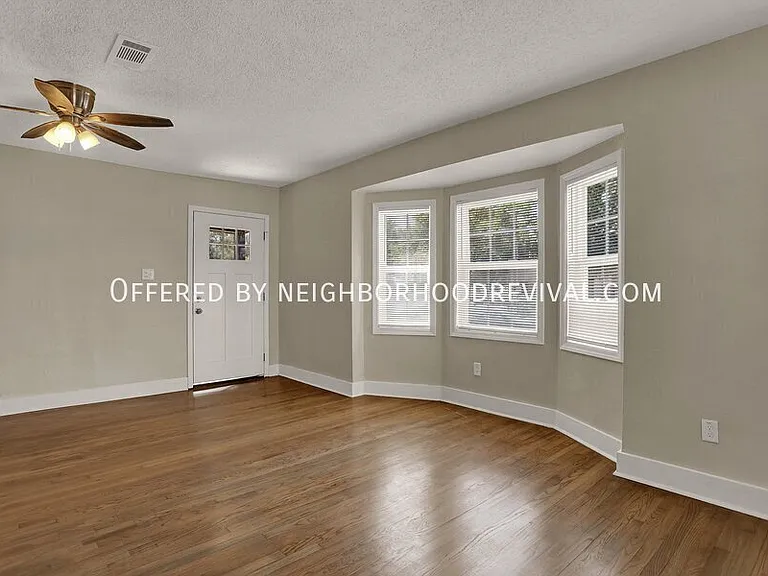 3238 Walnut Grove Rd — Photo 5
