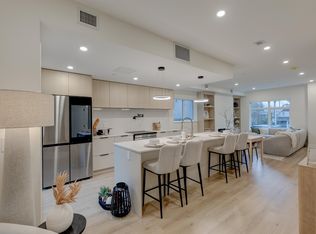 339 Keary St #7, New Westminster, BC V3L 3L2