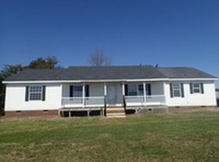 1105 Henry Rd, Taylorsville, NC 28681