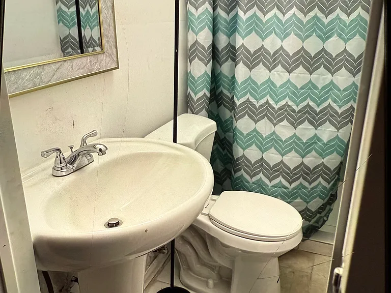 131 SE 5th St #8A — Photo 9