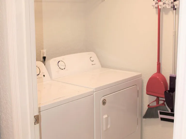 laundry room off kitchen