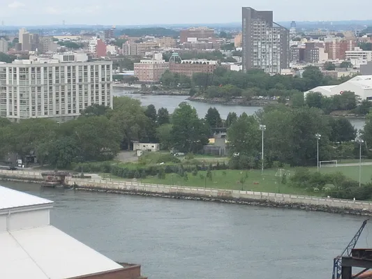 Rented by Sotheby's International Realty | media 14