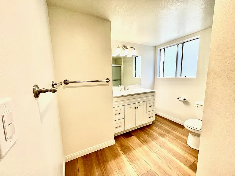 5958 E Naples Plz #NA — Photo 32