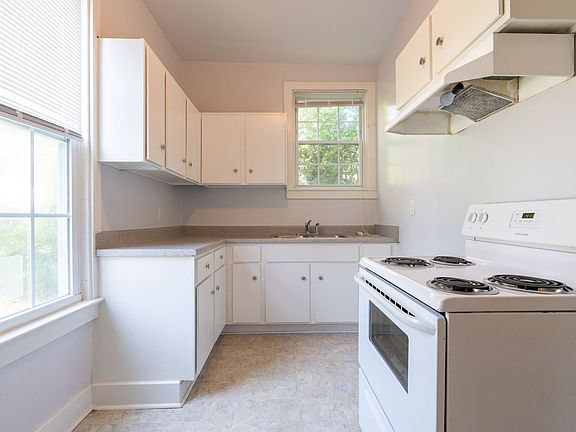 2nd image of 204 Finney Ave