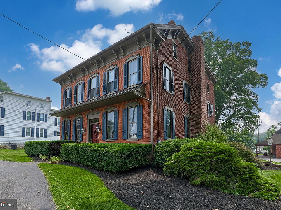 220 W Main St, Mountville, PA 17554 Zillow