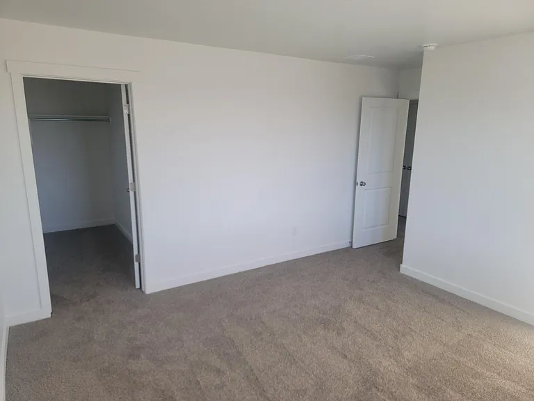 32 N Wayne Way — Photo 9