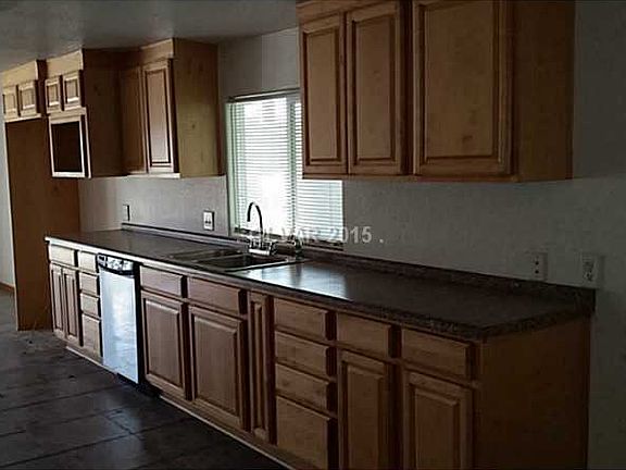 5th image of 4929 Holt Ave