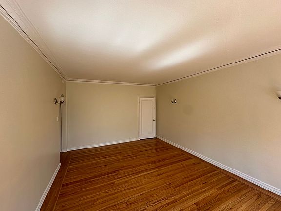 2nd image of 3636 Scott St APT 202