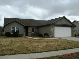 304 Charles Dr, Fremont, IN 46737