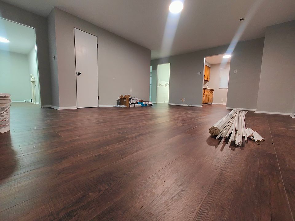 1st image of 3400 N Janney Ave #3400