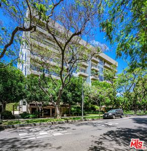 339 N Palm Dr APT 101, Beverly Hills, CA, 90210
