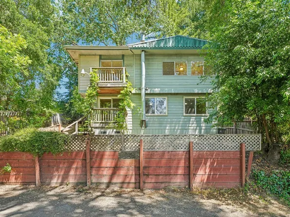 8176 Grape Avenue, Forestville, CA 95436