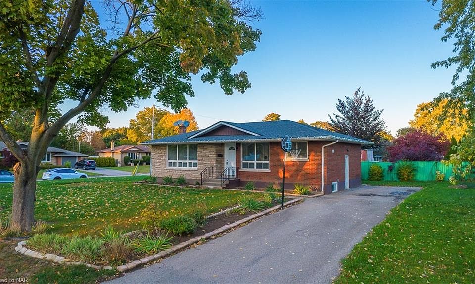 42 Richelieu Dr, Saint Catharines, ON L2M 2C1 MLS 40335434 Zillow