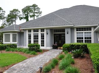 102 Cherry Tree Ct, Kingsland, GA 31548