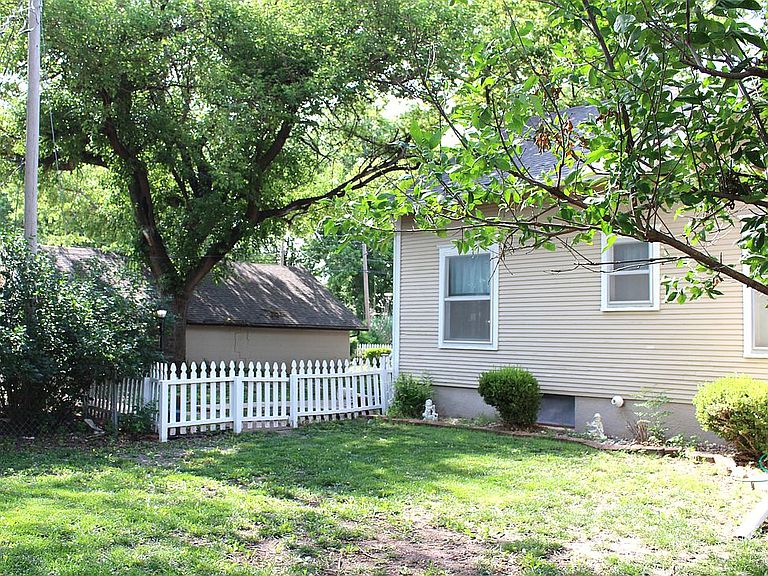 Listing photo 4