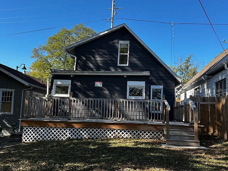 1822 N Sheridan Rd — Photo 14