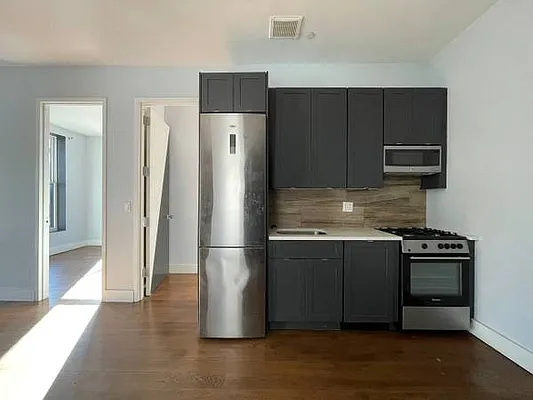 Rented by Doorway NYC, LLC | media 4