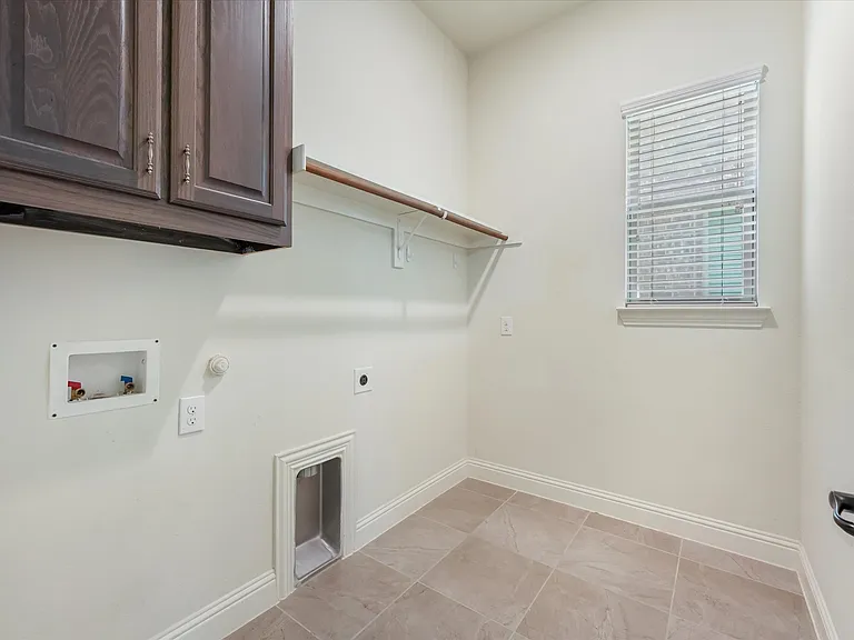 10305 Georgetown Pl — Photo 4