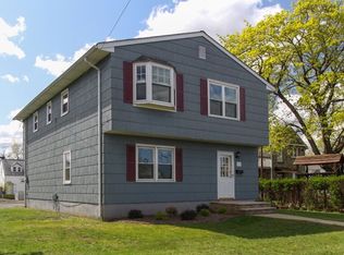 221 Brooks Blvd, Manville, NJ