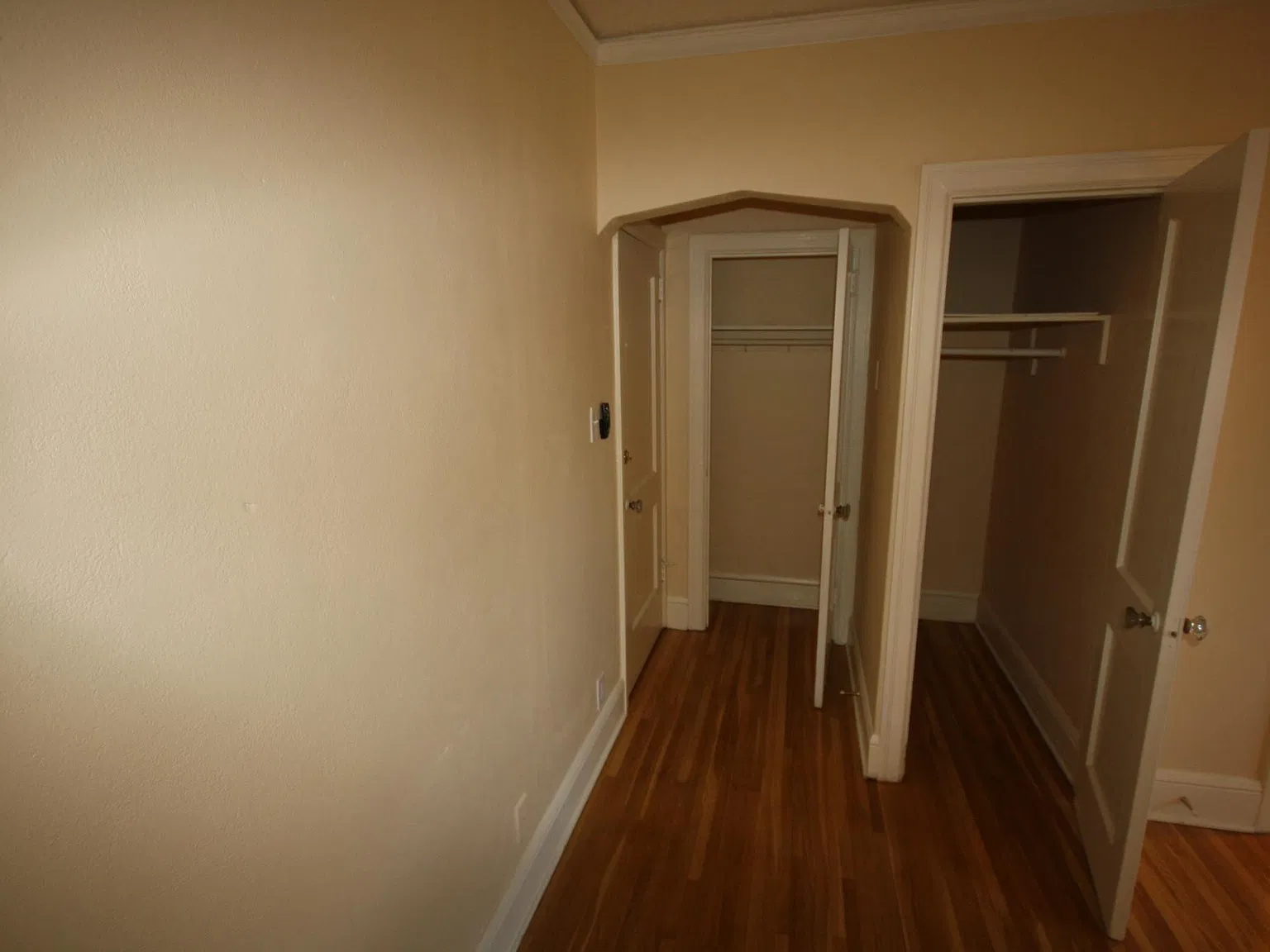 Studio, 330 sqft, $1,180 — Photo 4