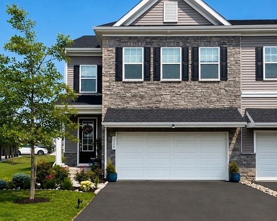 2nd image of 1106 Navigator Ave