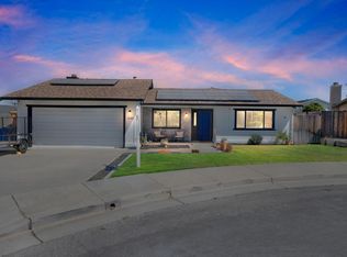 1360 Shoshone Cir, Hollister, CA