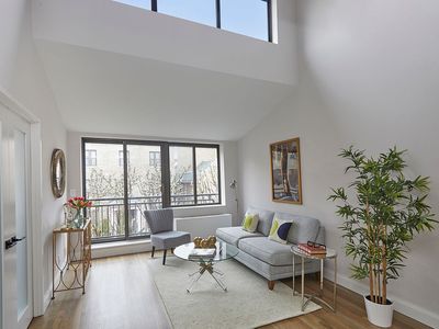 423 95th St APT 3B, Brooklyn, NY, 11209