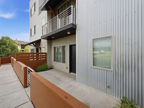 4th image of 2182 N 525 W