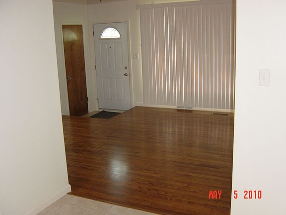 3rd image of 12938 Beaverland St