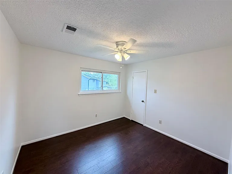 2306 Rushbrook Dr — Photo 24