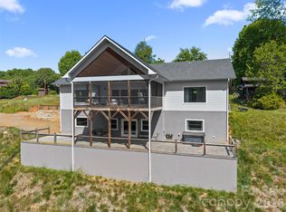 123 Israel Rd, Candler, NC 28715