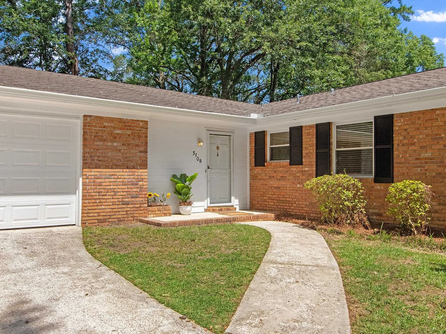 3 bed, 1582 sqft, $2,500 — Photo 4