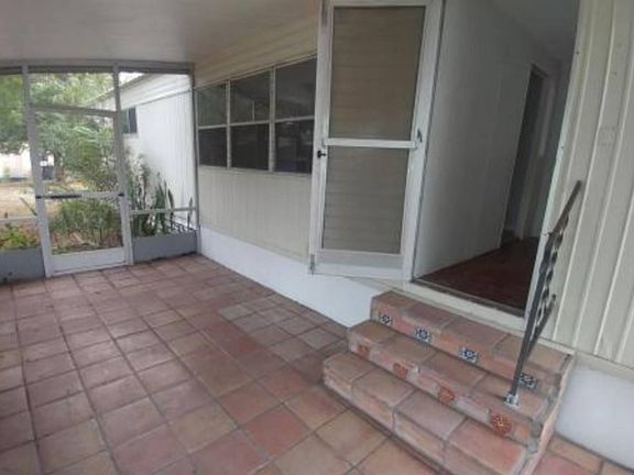 4th image of 873 Royal Palm Dr