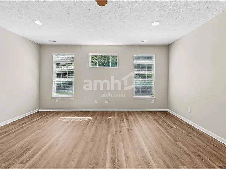 2591 Auburn Ct — Photo 8