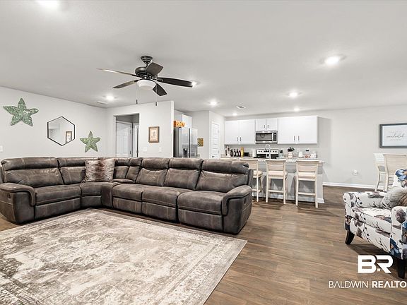 5th image of 19056 Chipola Dr