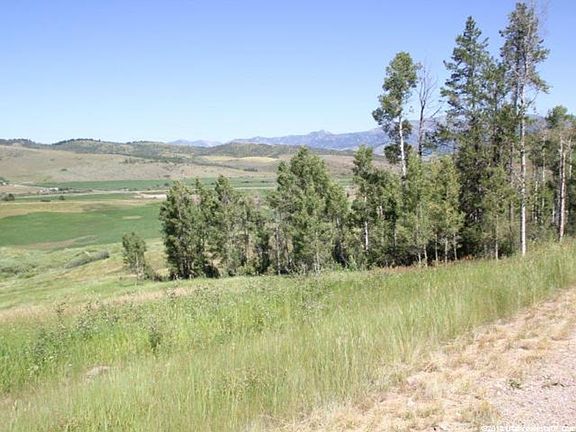 3rd image of 14 Elk Watch Ln