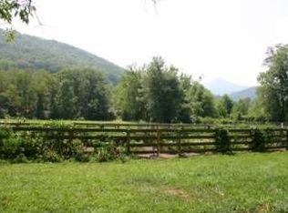 67 Canter Field Ln, Candler, NC 28715