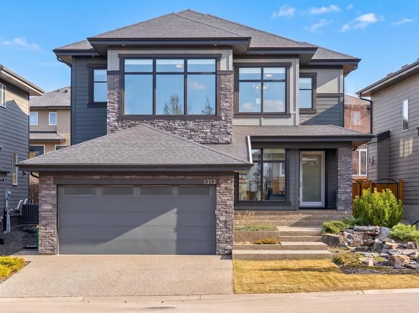 1313 Hainstock Way SW, Edmonton, AB T6W 3B6