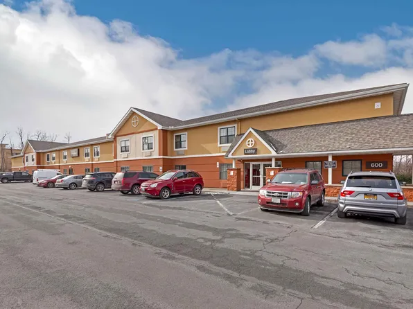 Rochester - Greece, 600 Center Place Dr, Rochester, NY 14615